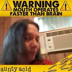 Meet your Posher, Elisha